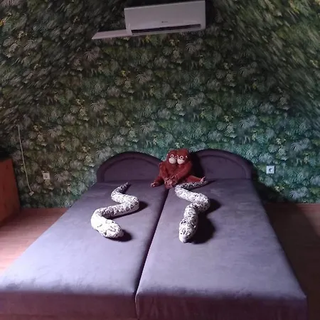 Otthonos Apartman Egerben *