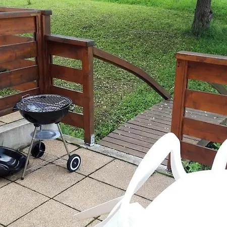 아파트 Otthonos Apartman Egerben *